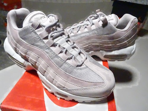 New nike air max barely - new,