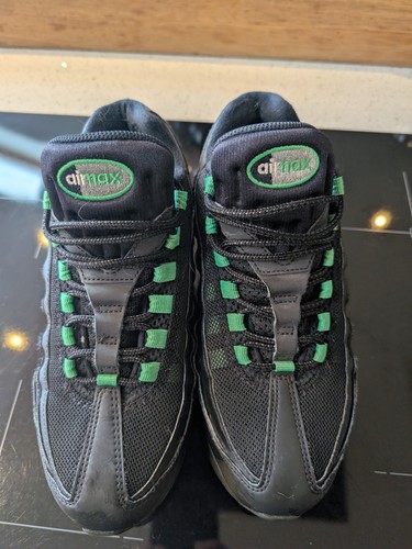 Nike size 6 - uk,