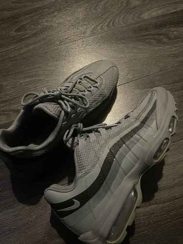 Nike 95s shoes size - 95s,